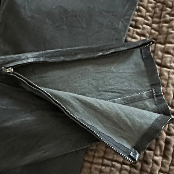 J Brand Jet Black lamb leather jeans pants size 28 see measurements